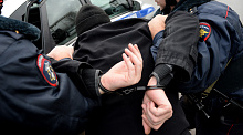 Полицейские ОМВД России по району Некрасовка задержали подозреваемого в незаконном хранении оружия, боеприпасов и взрывчатых веществ